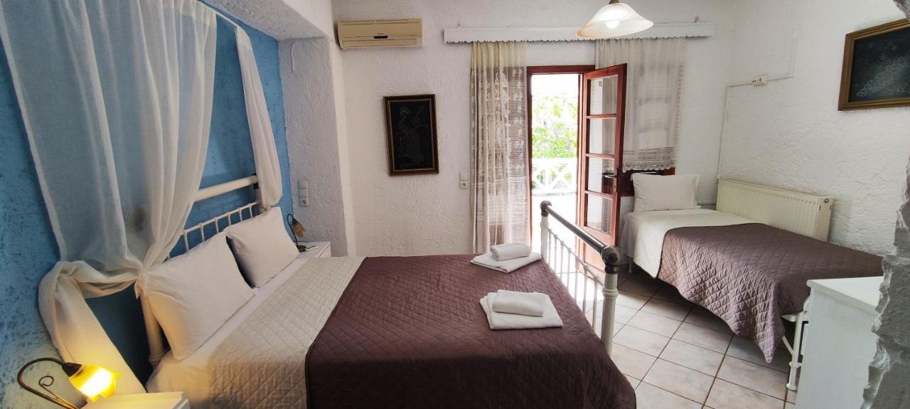 Keramos Hotel Zaros Bagian luar foto