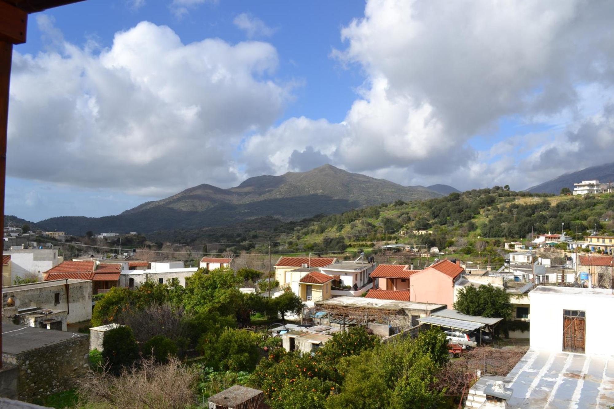 Keramos Hotel Zaros Bagian luar foto