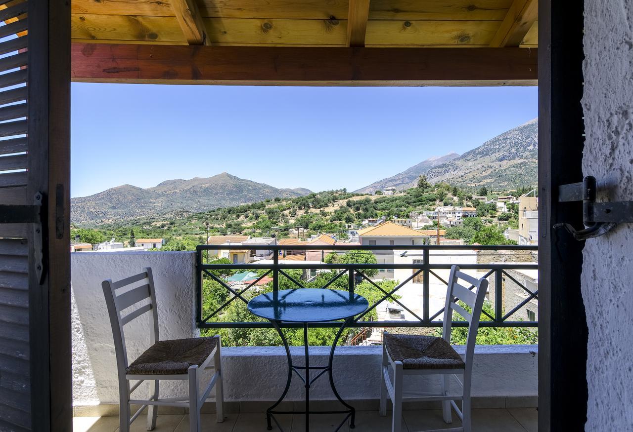 Keramos Hotel Zaros Bagian luar foto